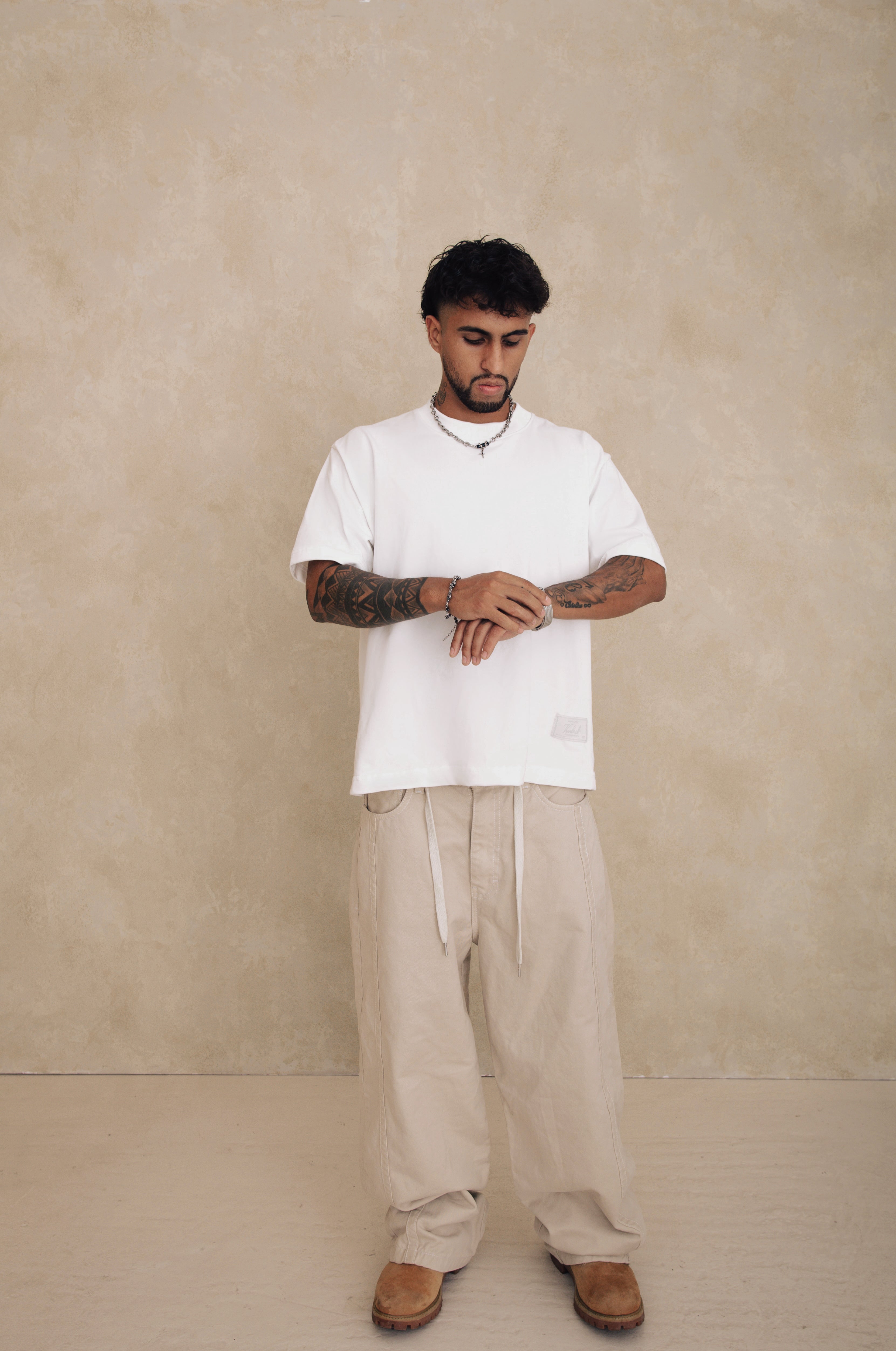 SUPPLY WHITE TEE
