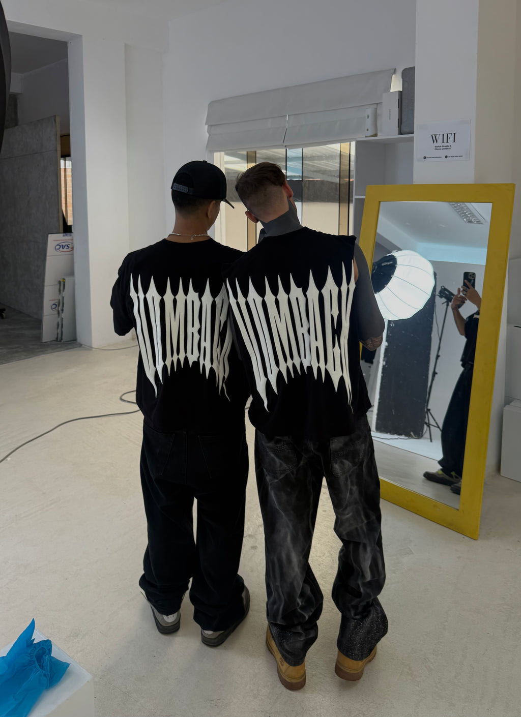 T-Shirt Star LogoType